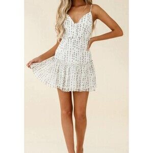 Saints + Secrets Women’s Size XS White Floral Print Mini Dress